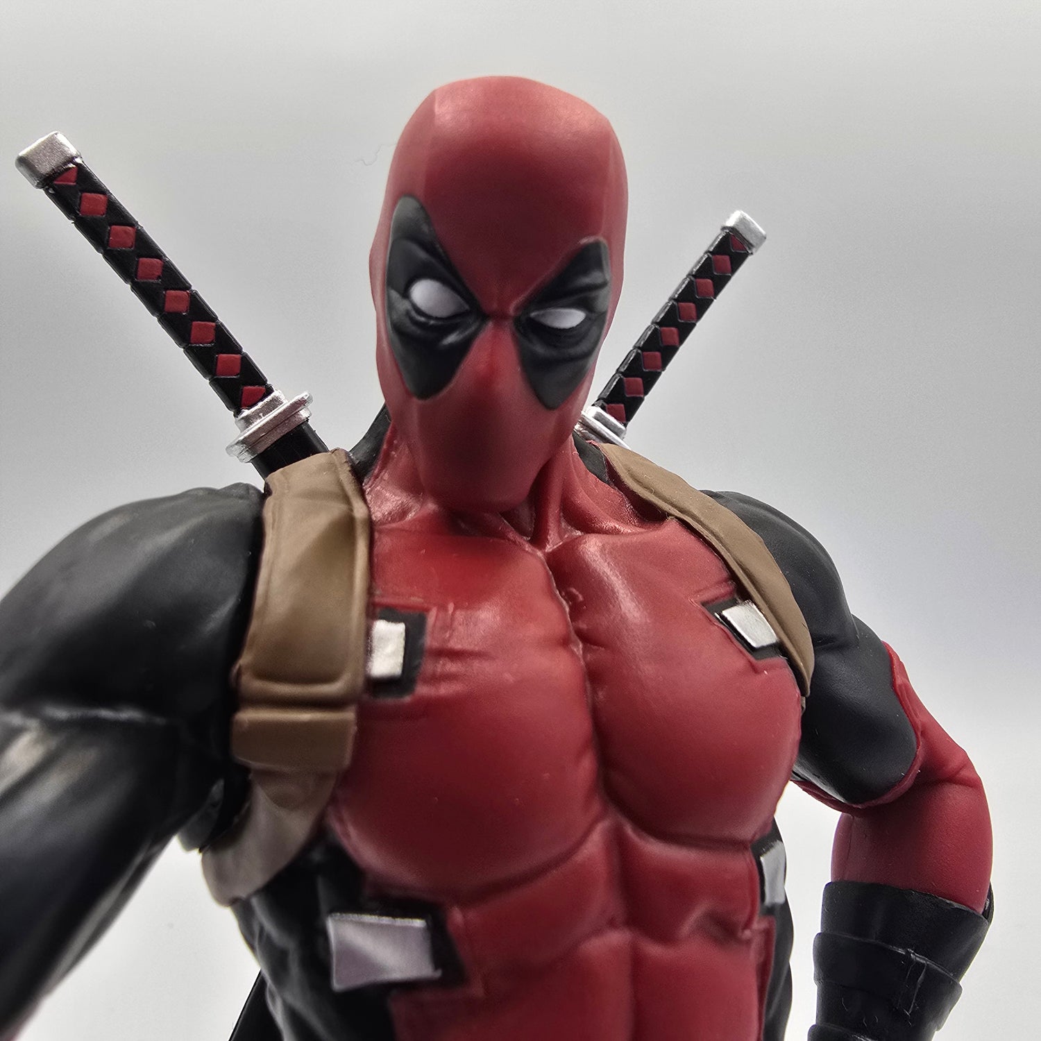 Deadpool - Marvel Limited Premium Edition 20cm
