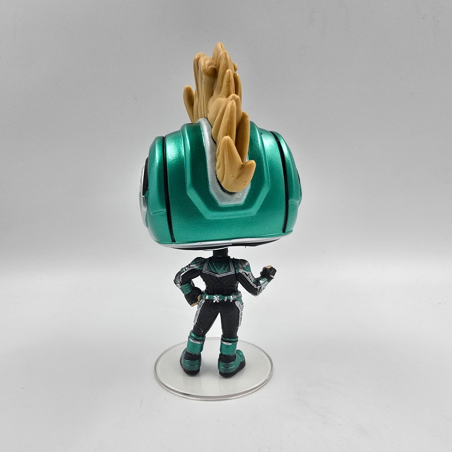 Vers w/helmet - Captain Marvel (434) - POP Exclusive