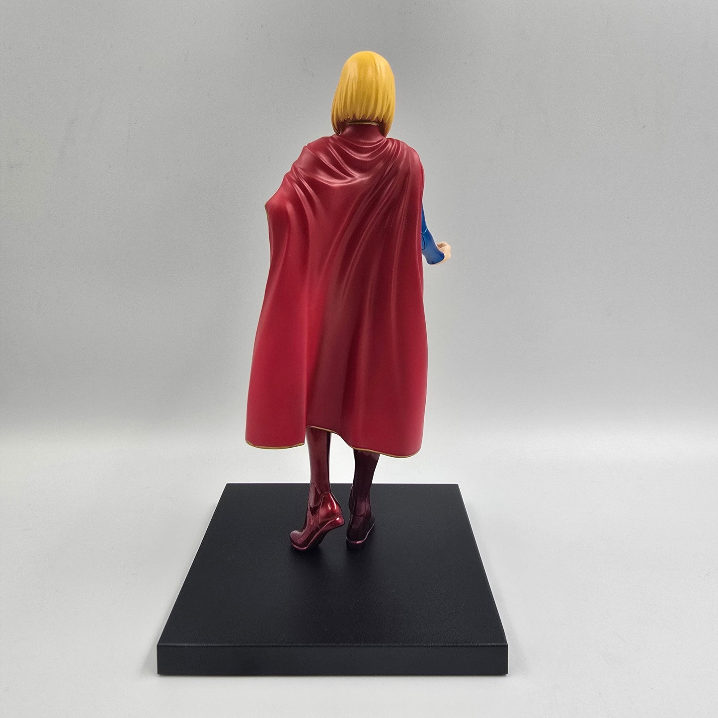 Supergirl - Justice League - DC Figure