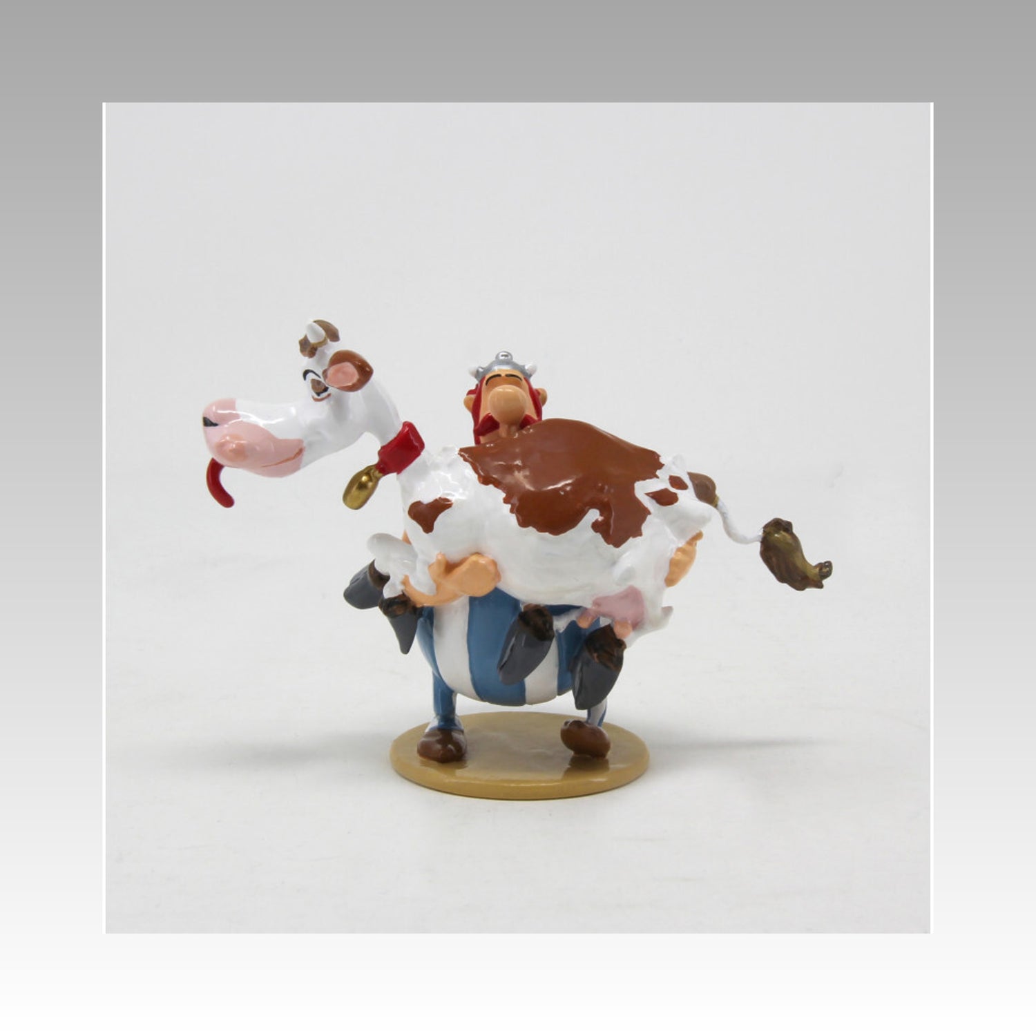 Obelix portant la vache - Statue Collection