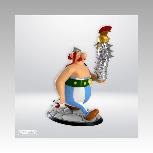 Figurine Obélix pile de casques et Idéfix