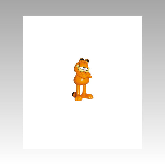 Figurine Garfield bras croisés