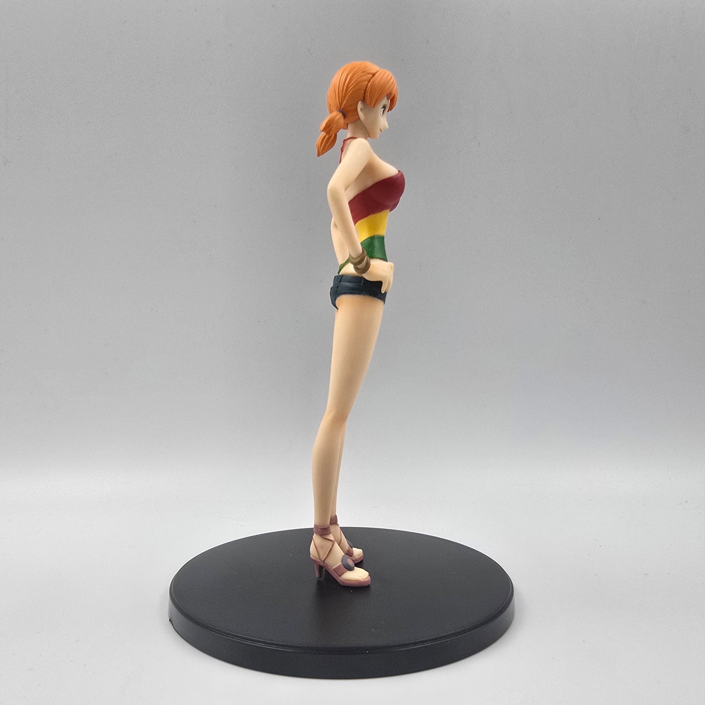 Strong Nami - One Piece