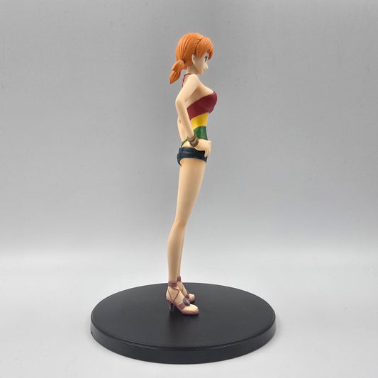 Strong Nami - One Piece